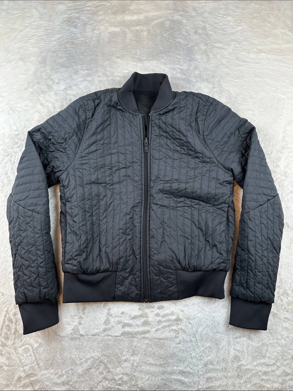 Lululemon Women’s Quilted Bomber Jacket Black Size 4 Full Zip Lightweight EUC